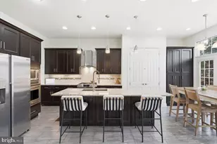 16216 Radburn St, Woodbridge, VA 22191 - Photo 10