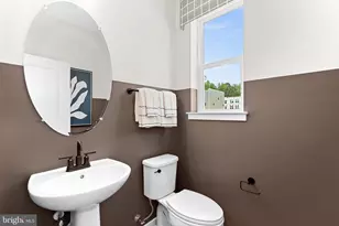 17996 Alicia Ave, Dumfries, VA 22026 - Photo 12