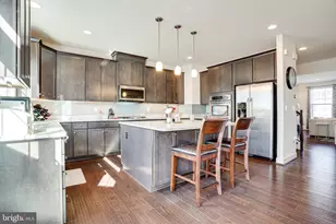 16628 Danridge Manor Dr, Woodbridge, VA 22191 - Photo 20