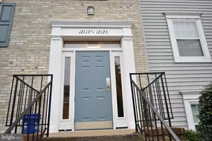 12121 Chaucer Ln, Woodbridge, VA 22192 - Photo 2