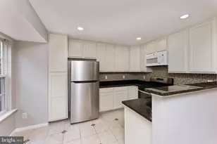 4869 Benecia Ln, Dumfries, VA 22025 - Photo 16