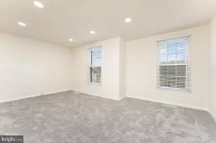 3421 Belleplain Ct, Dumfries, VA 22026 - Photo 2