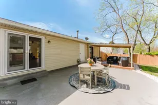 4504 Hamilton Dr, Woodbridge, VA 22193 - Photo 4