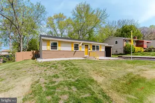 4504 Hamilton Dr, Woodbridge, VA 22193 - Photo 10