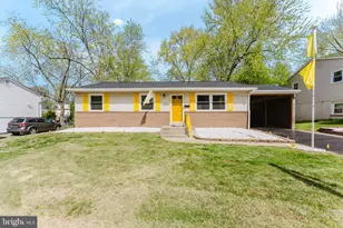 4504 Hamilton Dr, Woodbridge, VA 22193 - Photo 2