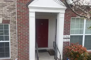 15360 Kensington Park Dr, Woodbridge, VA 22191 - Photo 2