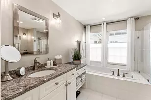 811 Monument Ave, Woodbridge, VA 22191 - Photo 24