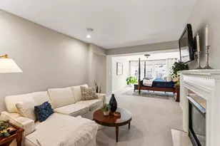 811 Monument Ave, Woodbridge, VA 22191 - Photo 18