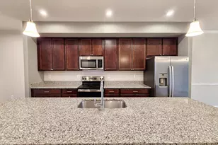 18259 Summit Pointe Dr, Triangle, VA 22172 - Photo 10