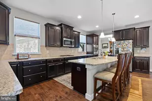 17148 Gullwing Dr, Dumfries, VA 22026 - Photo 32