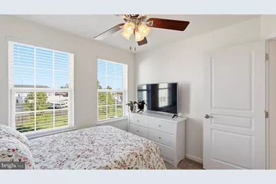 8267 Heritage Crossing Court, Manassas, VA 20109 - Photo 28