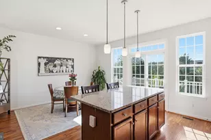 8267 Heritage Crossing Ct, Manassas, VA 20109 - Photo 8