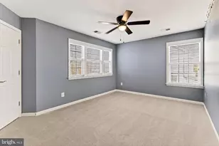 8903 Yellow Hammer Dr, Gainesville, VA 20155 - Photo 30