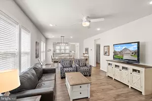 6248 Zinnia Ln, Haymarket, VA 20169 - Photo 10