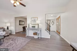 2874 Bowes Ln, Woodbridge, VA 22193 - Photo 12