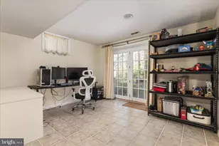 6490 Andes Ct, Woodbridge, VA 22193 - Photo 32