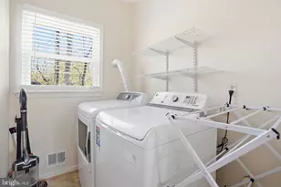 12008 Willowood Dr, Woodbridge, VA 22192 - Photo 16