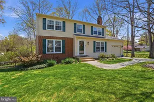 12008 Willowood Dr, Woodbridge, VA 22192 - Photo 2