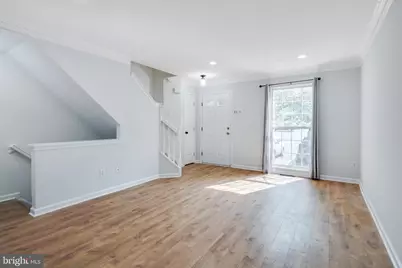 1832 Tiger Lily Circle, Woodbridge, VA 22192 - Photo 2