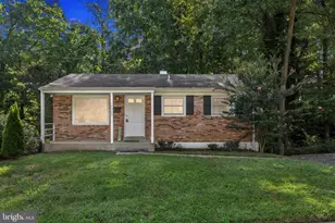 14309 Fairmont Ct, Woodbridge, VA 22193 - Photo 2