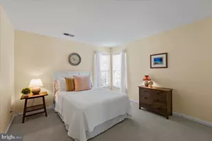 8140 Tillinghast Ln, Gainesville, VA 20155 - Photo 34