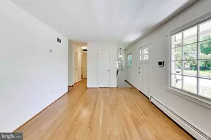 3806 Fortuna Ct, Woodbridge, VA 22193 - Photo 6