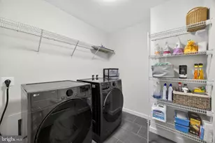 16105 Sumney Dr, Haymarket, VA 20169 - Photo 12