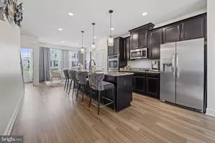 10637 Hinton Wy, Manassas, VA 20112 - Photo 2