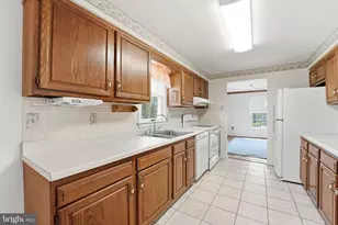 10757 Tullamore Ct, Manassas, VA 20111 - Photo 10