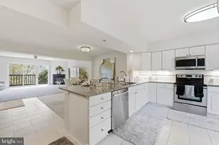 17455 Kagera Dr, Dumfries, VA 22025 - Photo 6