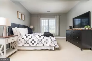 5800 Waterloo Bridge Cir, Haymarket, VA 20169 - Photo 30