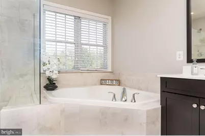 5800 Waterloo Bridge Circle, Haymarket, VA 20169 - Photo 34