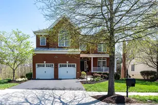 5800 Waterloo Bridge Cir, Haymarket, VA 20169 - Photo 4