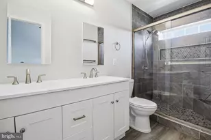 16861 Brandy Moor Loop, Woodbridge, VA 22191 - Photo 20