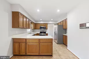 15470 Cheal Ct, Haymarket, VA 20169 - Photo 16