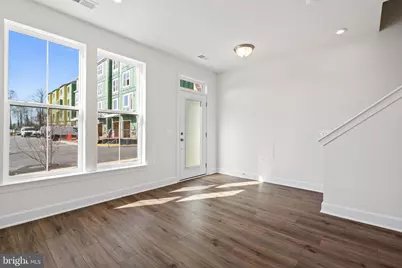 596 Watermans Drive, Woodbridge, VA 22191 - Photo 6