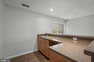 8118 Whitting Dr, Manassas, VA 20112 - Photo 38