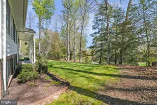 8118 Whitting Dr, Manassas, VA 20112 - Photo 2