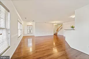 11241 Wortham Crest Cir, Manassas, VA 20109 - Photo 8