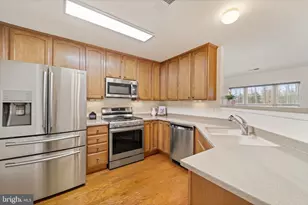 11241 Wortham Crest Cir, Manassas, VA 20109 - Photo 12