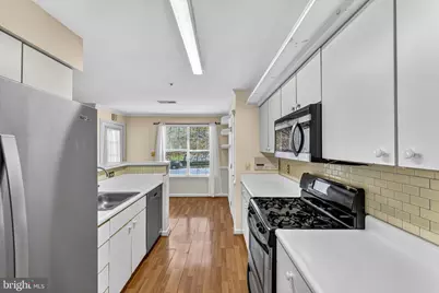 10998 Koman Circle #203, Manassas, VA 20109 - Photo 12