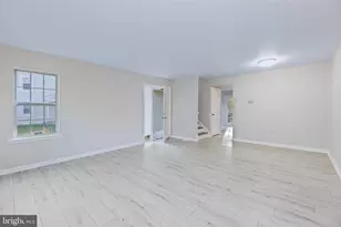 5121 Spring Branch Blvd, Dumfries, VA 22025 - Photo 4