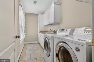 15714 Spyglass Hill Loop, Gainesville, VA 20155 - Photo 48