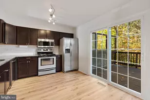 3516 Ashby Ct, Woodbridge, VA 22192 - Photo 6