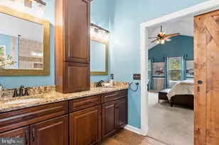 10344 Plum Tree Ct, Manassas, VA 20110 - Photo 18