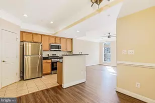 14873 Cloverdale Rd, Woodbridge, VA 22193 - Photo 16