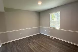 6079 Ponhill Dr, Woodbridge, VA 22193 - Photo 12