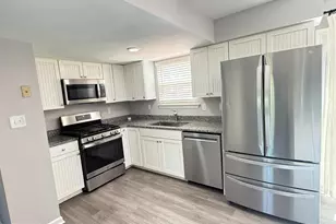 6079 Ponhill Dr, Woodbridge, VA 22193 - Photo 2