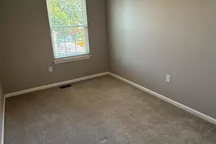 6079 Ponhill Dr, Woodbridge, VA 22193 - Photo 16