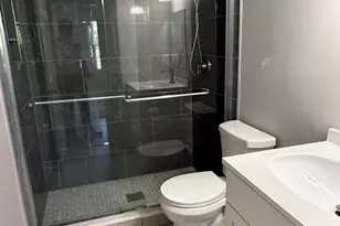 6079 Ponhill Dr, Woodbridge, VA 22193 - Photo 14